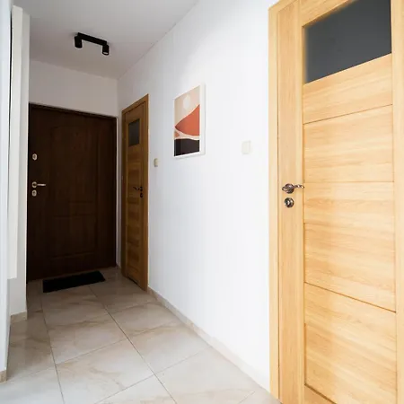 Big - Design - 3 - Centre