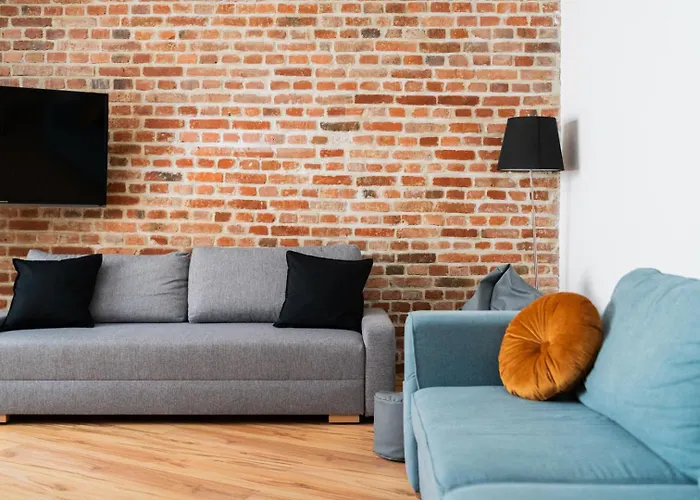 Big - Design - 3 - Centre