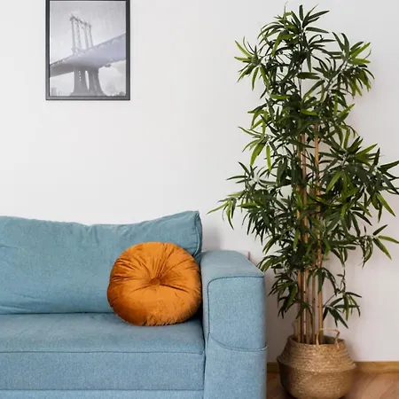 Big - Design - 3 - Centre Апартаменты *