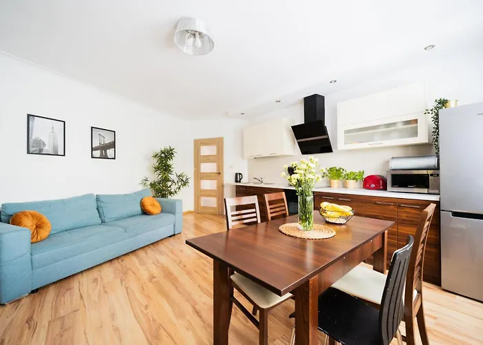 Big - Design - 3 - Centre